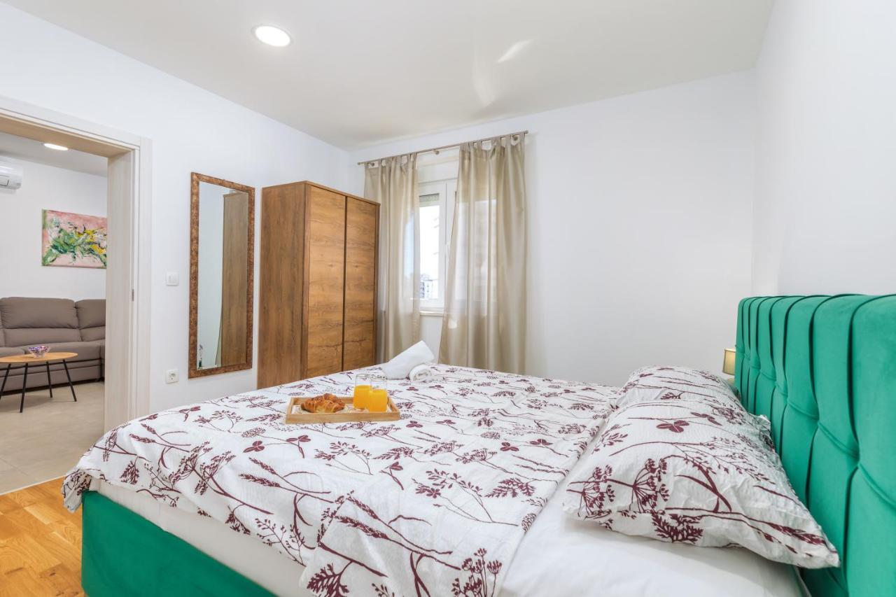 Apartment Lorilu Pola Esterno foto